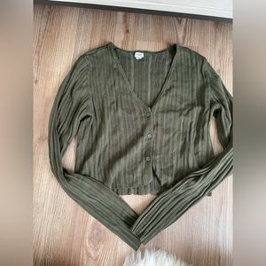 Garage green cropped button up